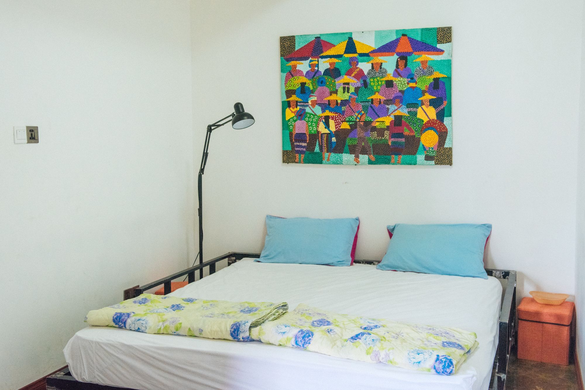 Dengba Hostel Yangon Esterno foto